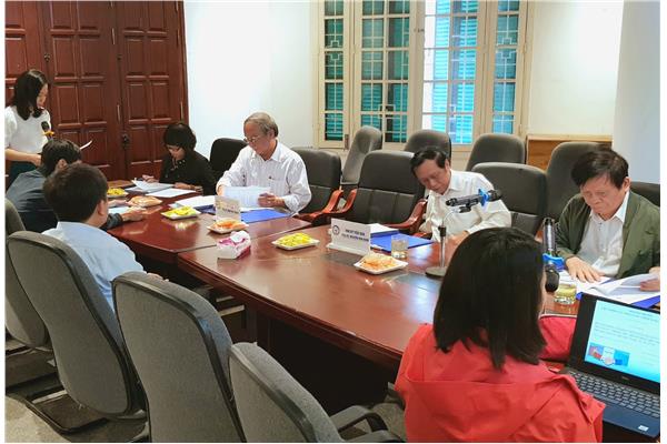 Sinh hoạt khoa học và đánh giá 3 chuyên đề tiến sĩ của NCS. Phạm Hồng Nhung