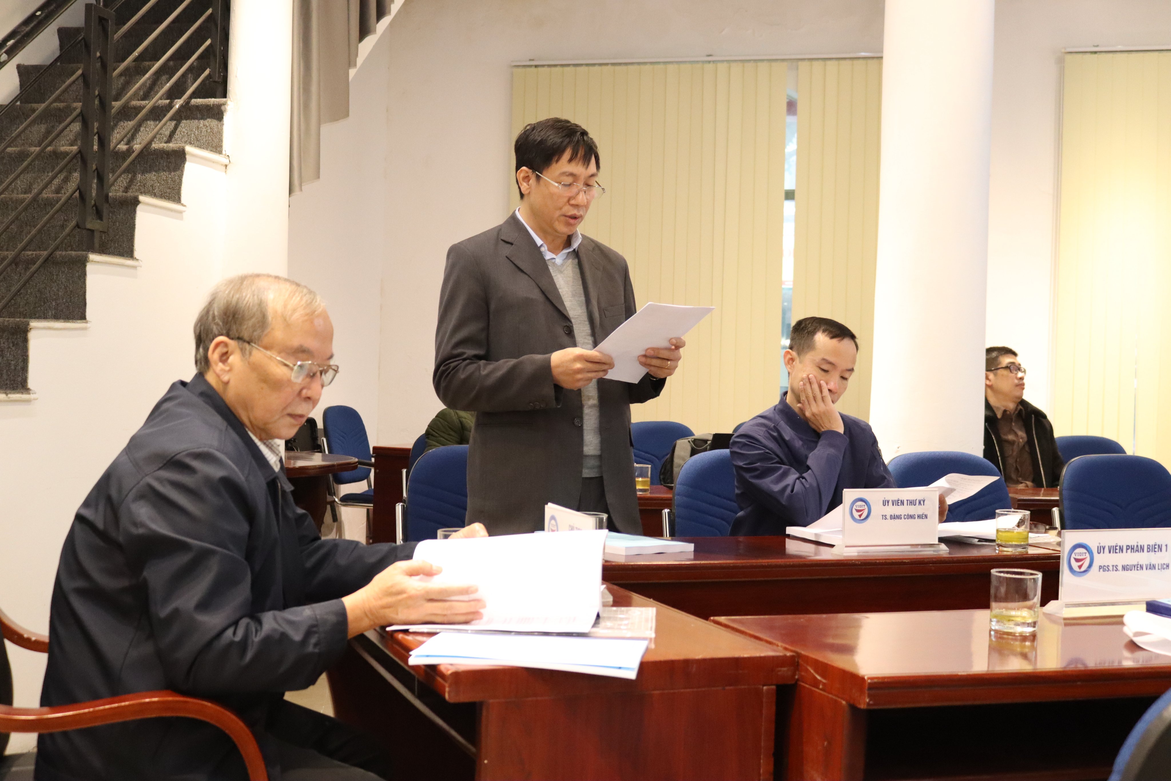 Nghiệm thu cấp Viện nhiệm vụ “Phát triển thương mại hàng hóa và dịch vụ khu vực miền núi, vùng sâu, vùng xa và hải đảo gắn với hoạt động du lịch biển đảo”