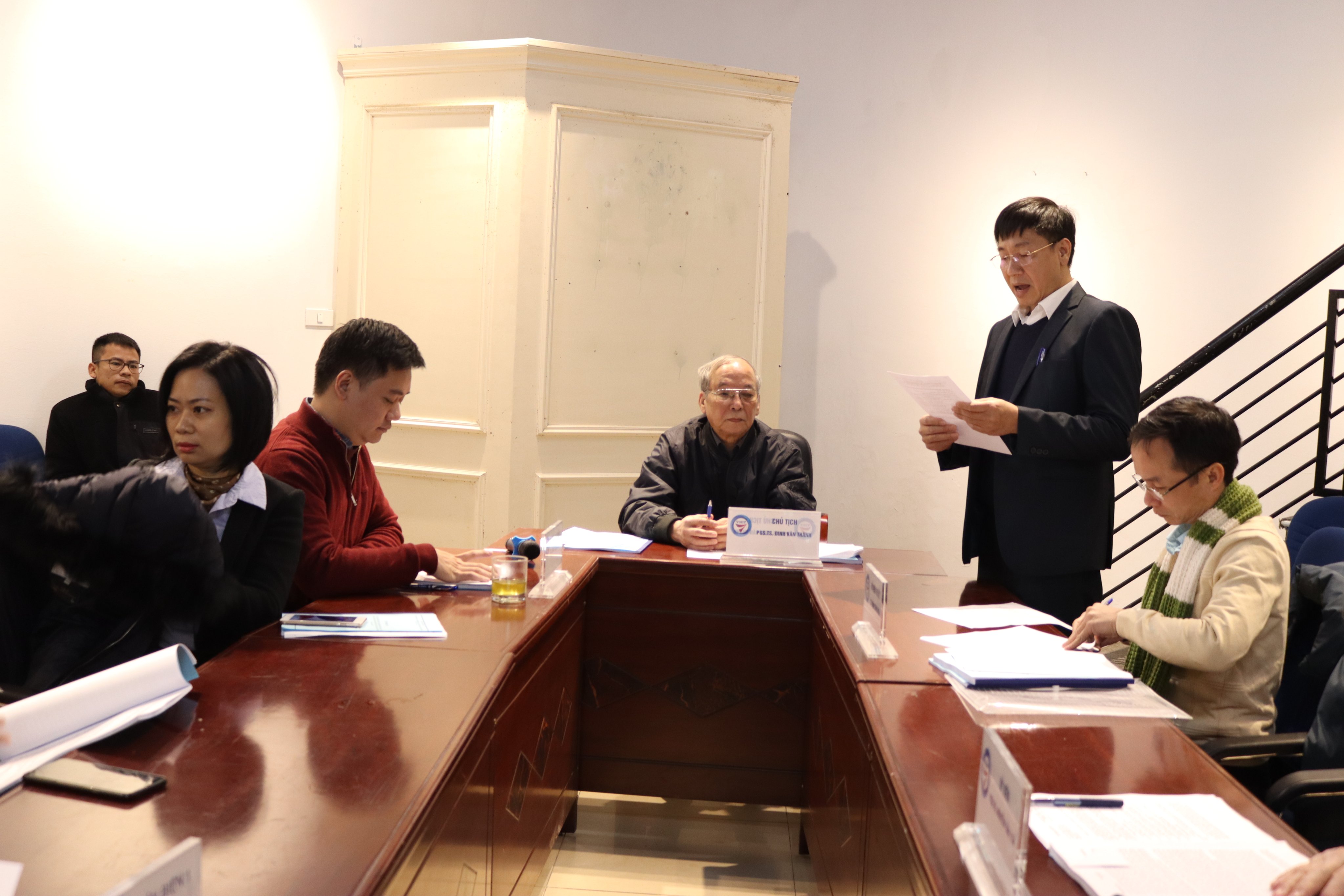 Nghiệm thu cấp Viện nhiệm vụ “Xây dựng đề án đào tạo, bồi dưỡng theo vị trí việc làm cho cán bộ công chức Bộ Công Thương”