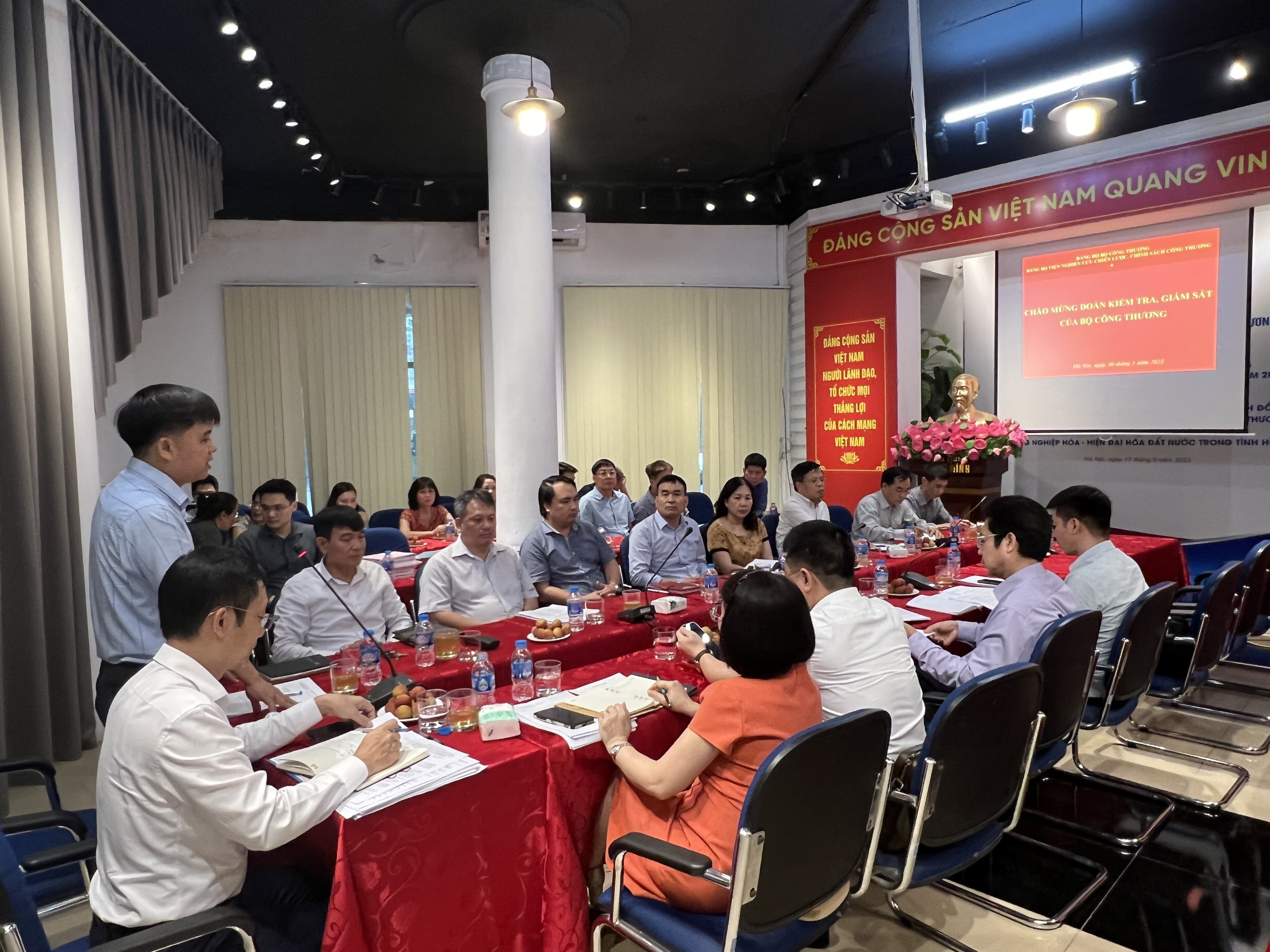 Đoàn kiểm tra, giám sát Ban chỉ đạo 35 Bộ Công Thương làm việc tại Viện nghiên cứu Chiến lược, Chính sách Công Thương