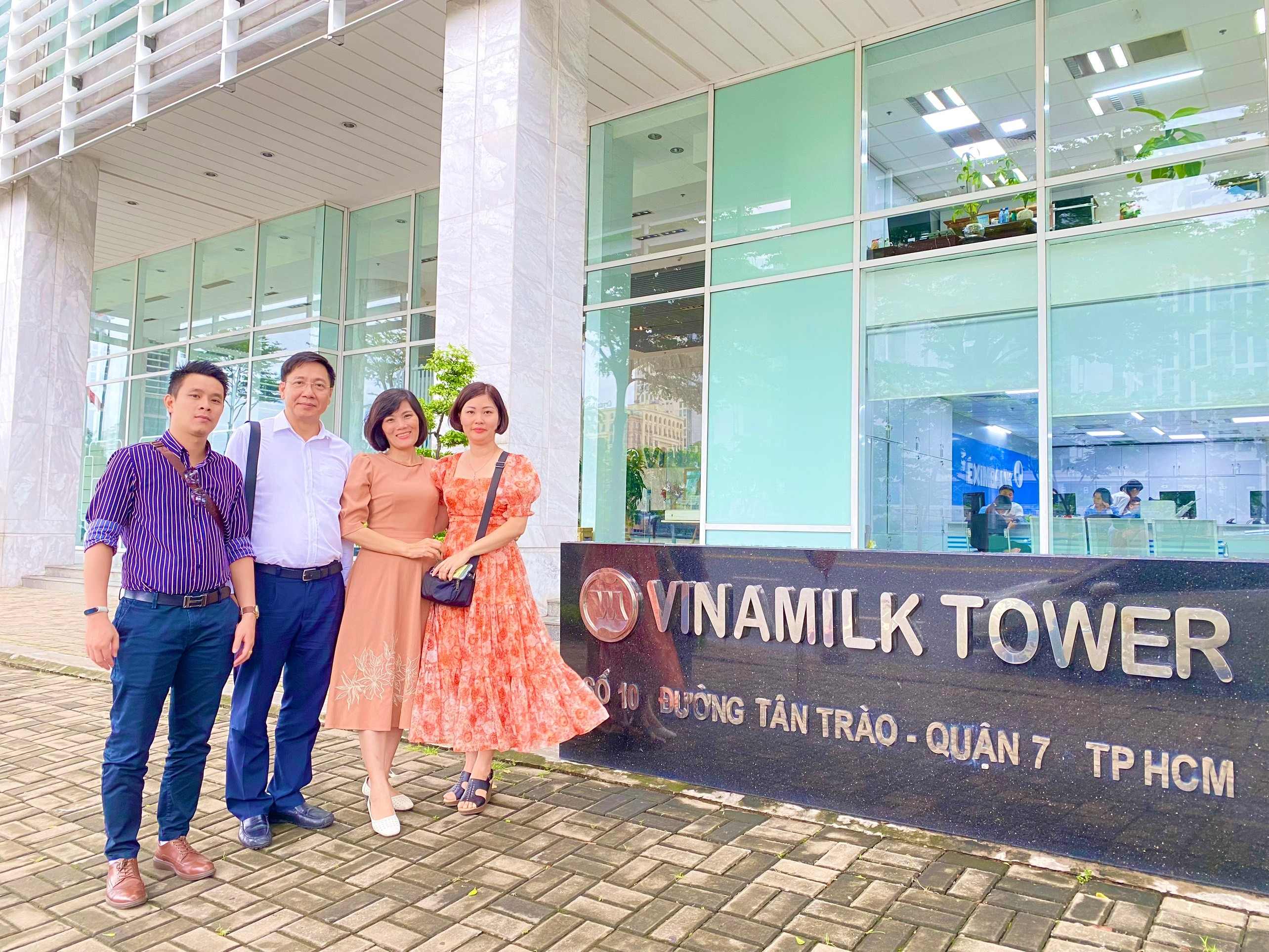 Đoàn công tác của Viện nghiên cứu Chiến lược, Chính sách Công Thương khảo sát thực hiện nhiệm vụ “Chiến lược phát triển ngành sữa giai đoạn 2023,  tầm nhìn đến năm 2045”