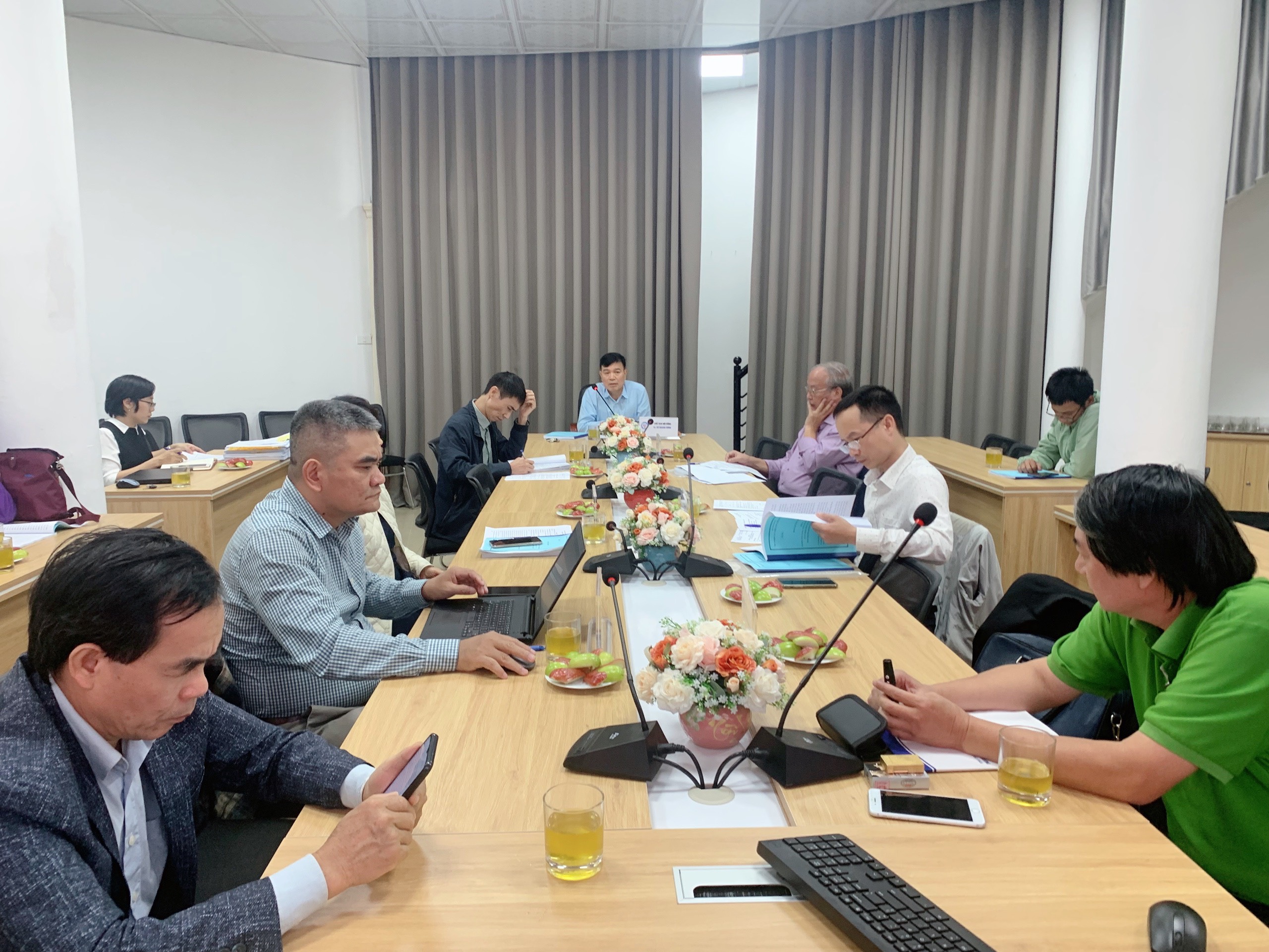 Nghiệm thu nhiệm vụ “Nghiên cứu tăng cường sự kết nối và hệ sinh thái xuất nhập khẩu để tận dụng EVFTA”