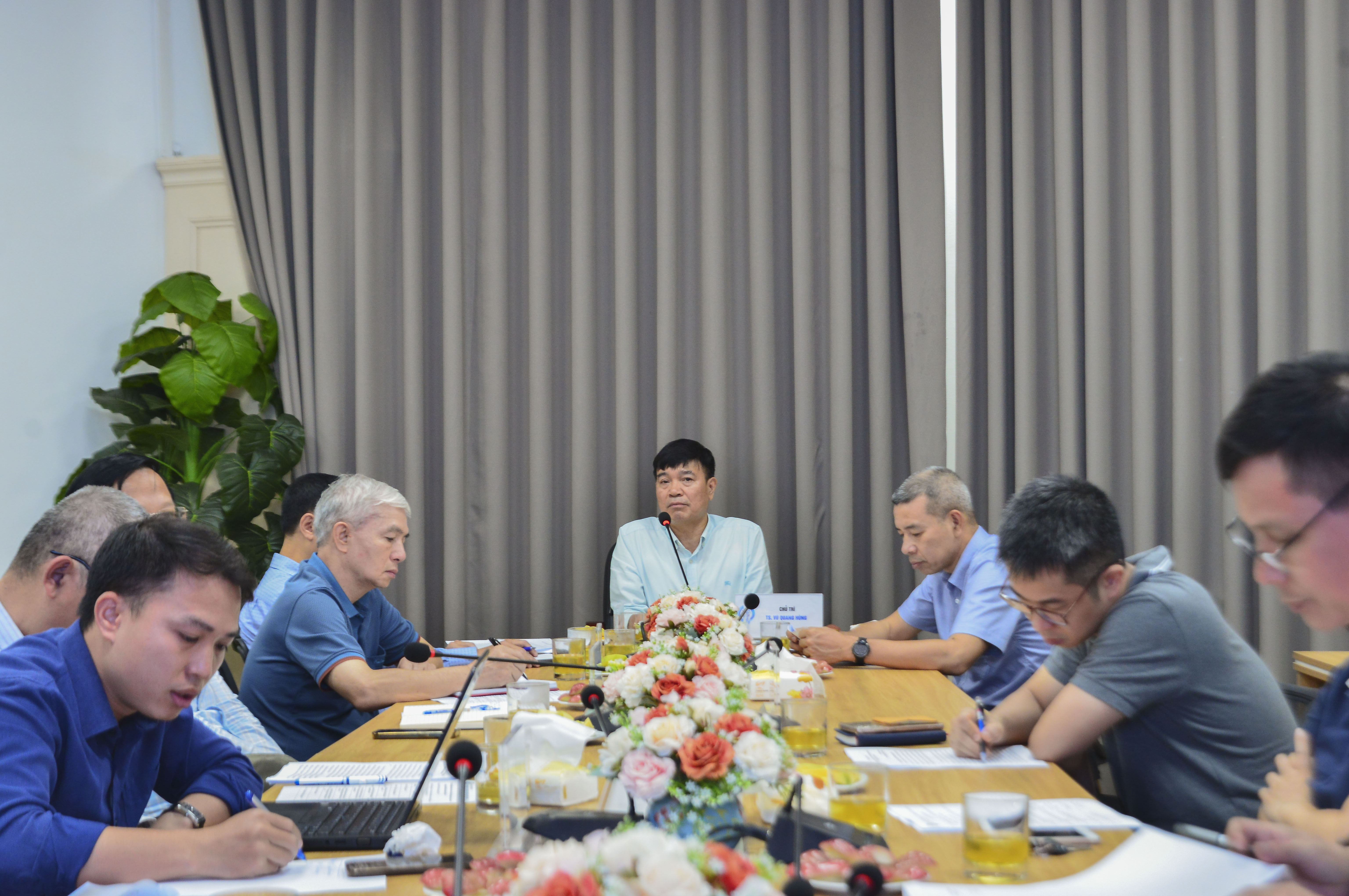 Hội thảo “Kinh nghiệm của một số nước về chuyển đổi năng lượng trong các doanh nghiệp sản xuất thép và bài học cho Việt Nam”