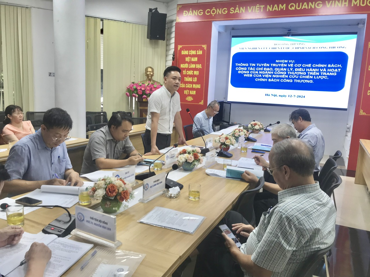 Nghiệm thu nhiệm vụ “Thông tin, tuyên truyền về cơ chế chính sách, công tác chỉ đạo, quản lý, điều hành và hoạt động của ngành Công Thương trên trang Web của Viện Nghiên cứu chiến lược, chính sách Công Thương”