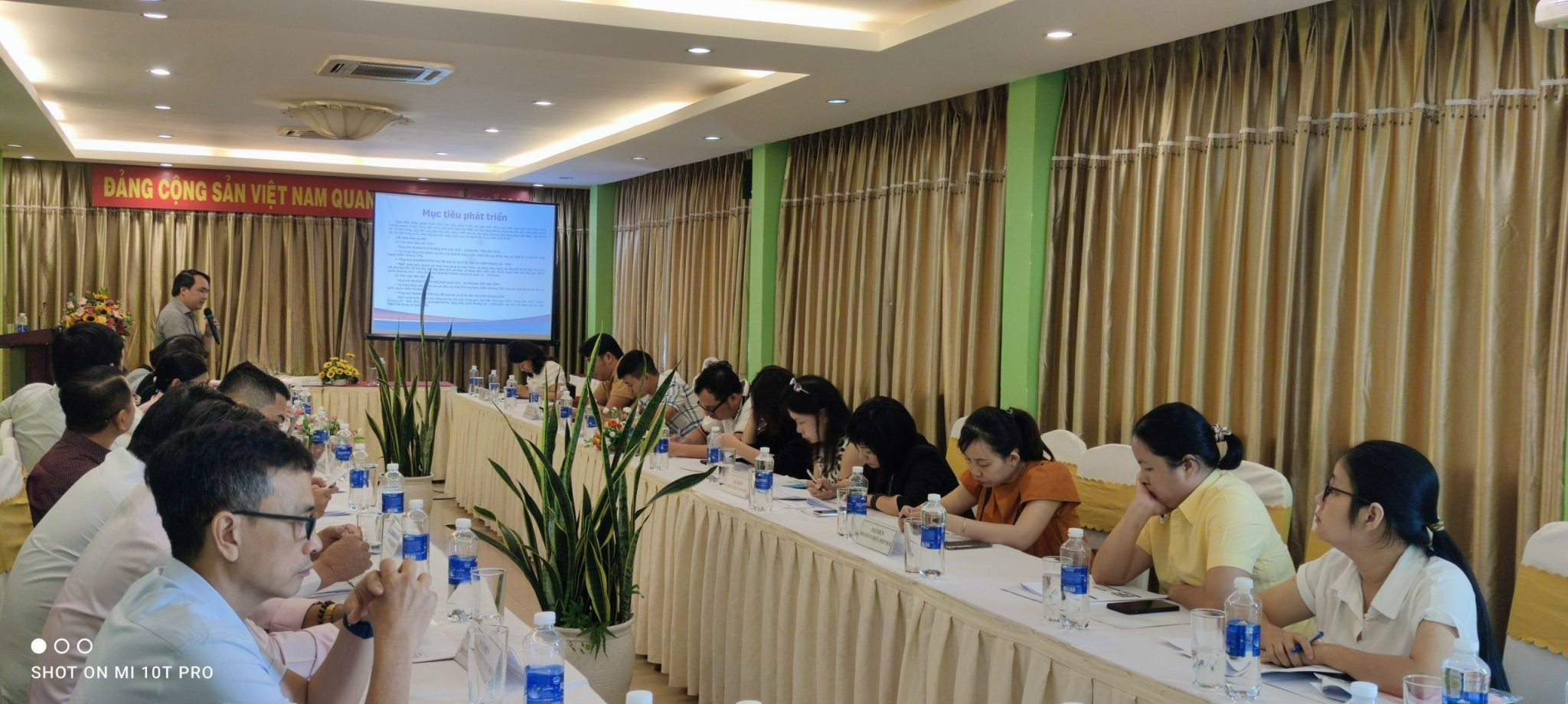 Đoàn công tác của Viện khảo sát và tổ chức hội thảo ​thực hiện nhiệm vụ: “Phát triển sản xuất, phân phối nội địa và xuất khẩu các sản phẩm HALAL”