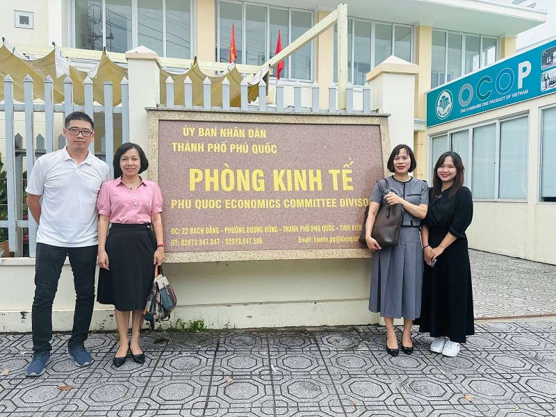 Đoàn công tác của viện khảo sát và tổ chức Hội thảo tại tỉnh Kiên Giang thực hiện nhiệm vụ: “Phát triển sản xuất, phân phối nội địa và xuất khẩu các sản phẩm halal”