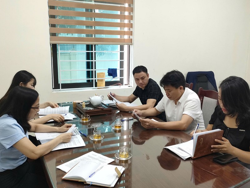 Đoàn công tác của Viện khảo sát tại các tỉnh miền Trung thực hiện Nhiệm vụ “Hoàn thiện chính sách quản lý hoạt động phân phối hàng hóa của nhà đầu tư nước ngoài, tổ chức kinh tế có vốn đầu tư nước ngoài tại Việt Nam”