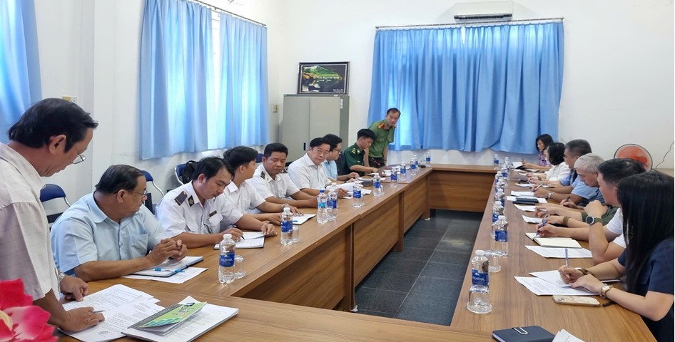 Đoàn công tác của Viện làm việc, khảo sát tại các tỉnh Kiên Giang, An Giang, Đồng Tháp thực hiện dự án “Tạo thuận lợi và tăng cường hiệu quả thương mại biên giới giữa Việt Nam với Trung Quốc, Lào và Campuchia”