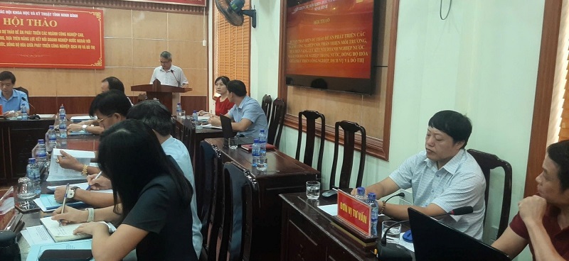 Đoàn công tác của Viện làm việc, khảo sát tại tỉnh Ninh Bình thực hiện nhiệm vụ Xây dựng Đề án “Phát triển các ngành công nghiệp công nghệ cao, thân thiện môi trường dựa trên năng lực kết nối doanh nghiệp nước ngoài với doanh nghiệp trong nước, đồng bộ hóa giữa phát triển công nghiệp, dịch vụ và đô thị”