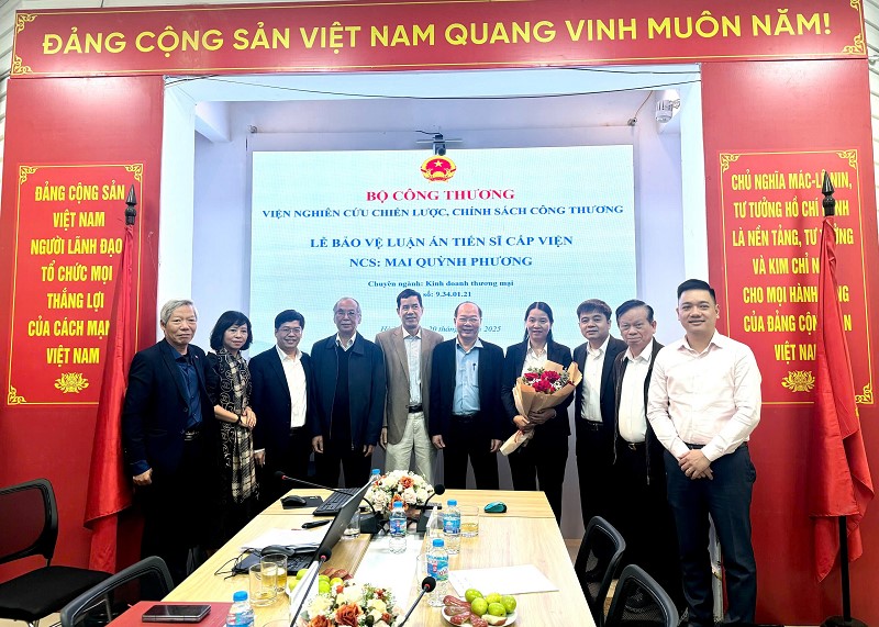 Lễ bảo vệ Luận án Tiến sĩ cấp Viện  của nghiên cứu sinh Mai Quỳnh Phương