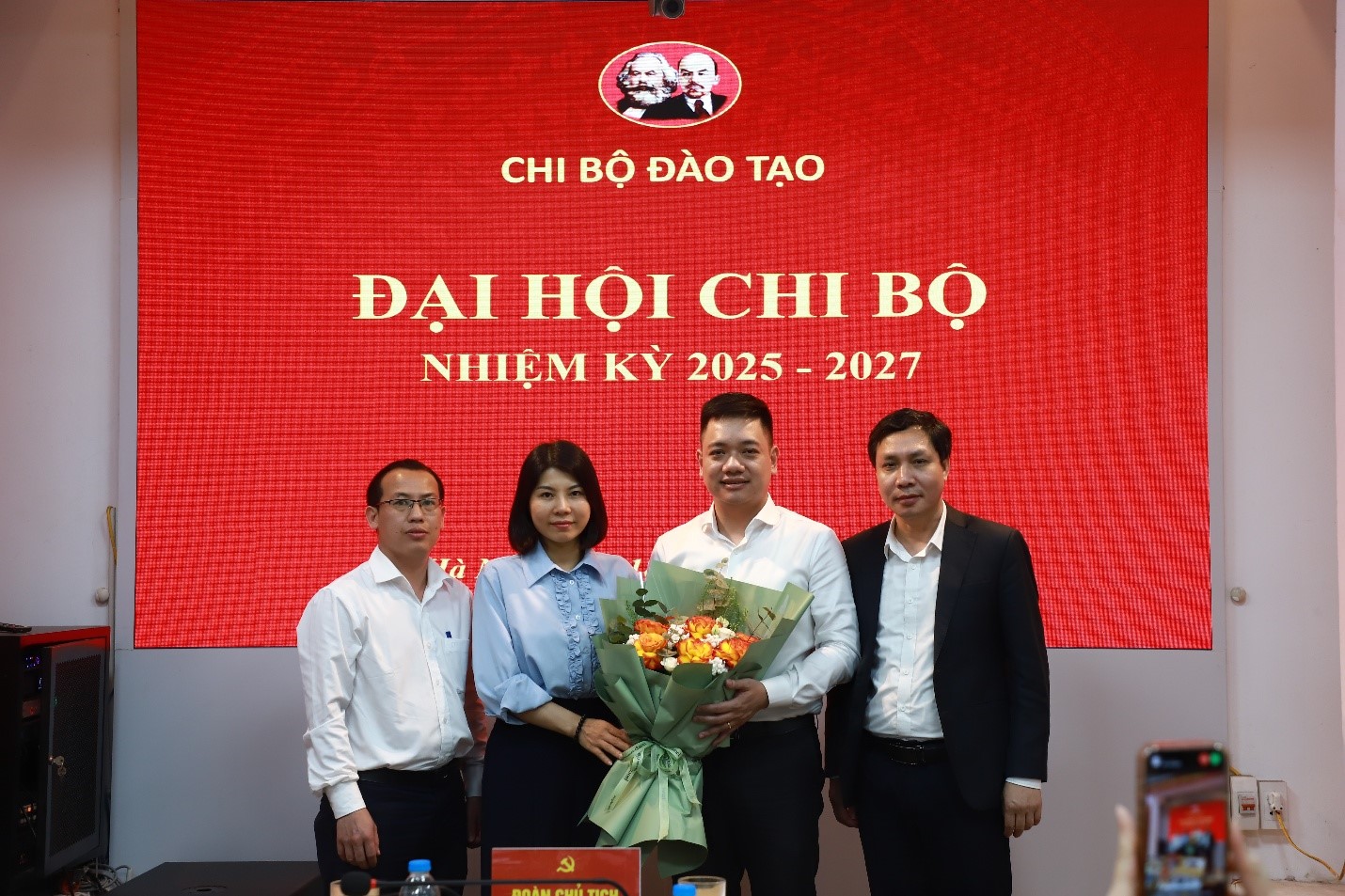 Đại hội Chi bộ Đào tạo nhiệm kỳ 2025 - 2027