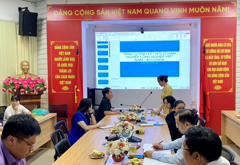 Hội thảo nhiệm vụ “Tăng cường kết nối doanh nghiệp về công nghiệp, năng lượng và thương mại Việt Nam - Bulgaria”