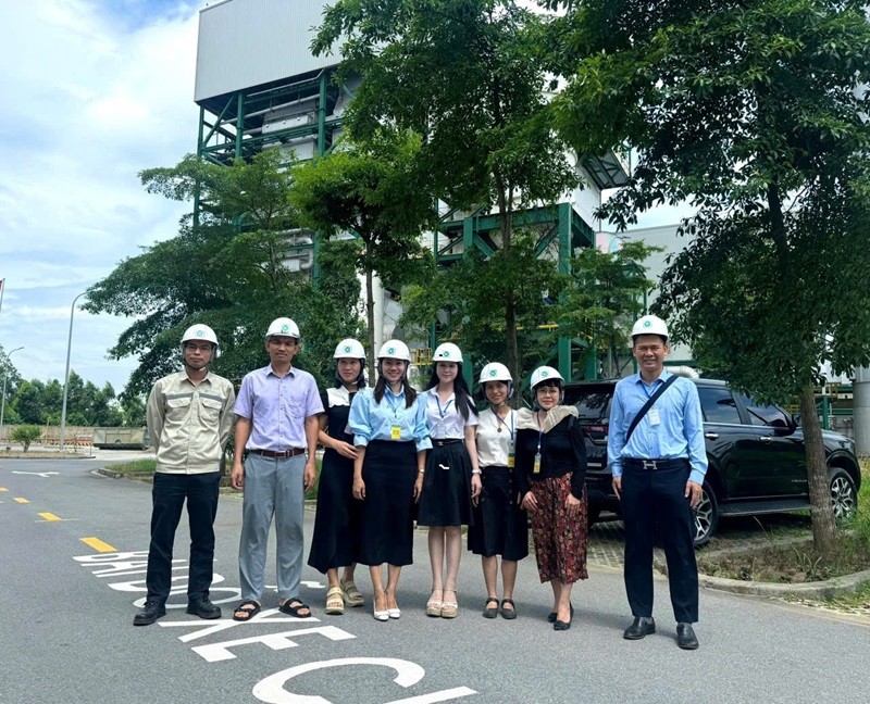 Khảo sát, hội thảo thực hiện nhiệm vụ “Nghiên cứu phát triển năng lượng vùng đồng bằng Sông Hồng đến năm 2030, tầm nhìn đến năm 2045”