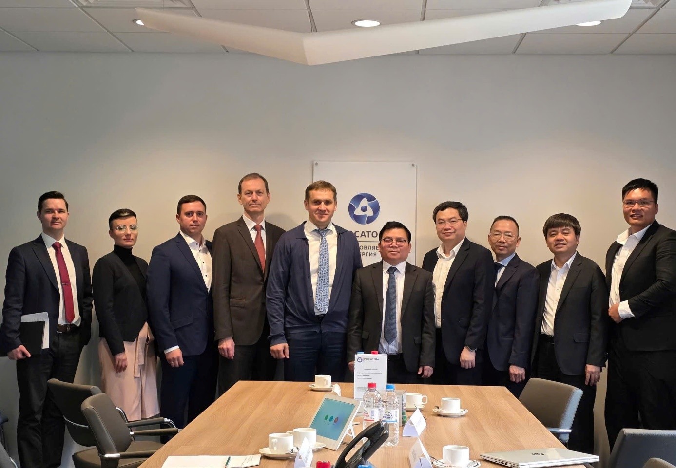 Đoàn công tác Bộ Công Thương do Thứ trưởng Trương Thanh Hoài làm trưởng đoàn làm việc tại Liên bang Nga