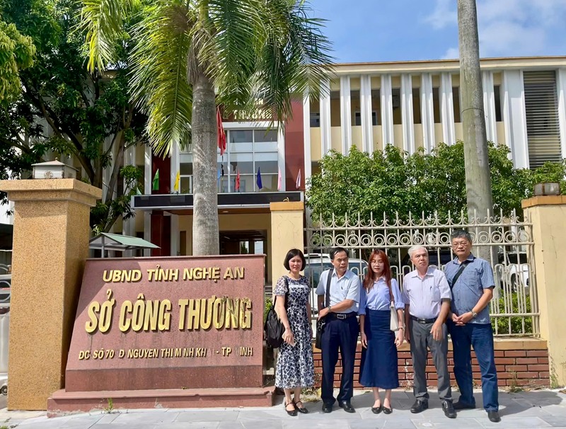 Đoàn công tác của Viện khảo sát và tổ chức Hội thảo thực hiện Đề án “Nghiên cứu, xây dựng cơ chế, chính sách nội địa hóa điện gió ngoài khơi”