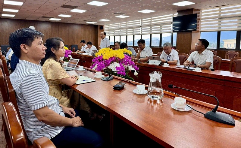 Đoàn công tác Phòng Tham vấn hội nhập khảo sát tại các tỉnh Hà Tĩnh - Nghệ An - Thanh Hóa thực hiện nhiệm vụ “Nghiên cứu định hướng và giải pháp thúc đẩy liên kết phát triển khu kinh tế, khu công nghiệp tại các địa phương dọc tuyến biên giới Việt Nam - Lào”