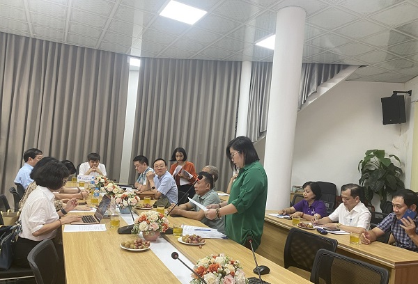 Hội nghị sinh hoạt khoa học định kỳ cho nghiên cứu sinh tại Viện Nghiên cứu Chiến lược Chính sách Công Thương