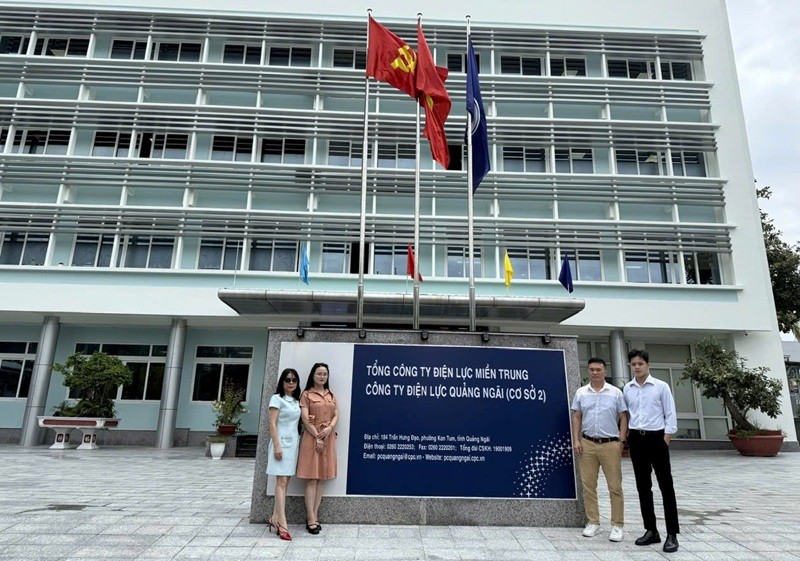 Đoàn công tác của Viện khảo sát thực hiện nhiệm vụ “Nghiên cứu xây dựng giải pháp và cơ chế, chính sách tăng cường kết nối năng lượng Việt Nam và Lào” tại tỉnh Quảng Ngãi  ​