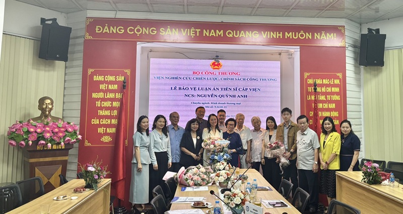 Lễ bảo vệ Luận án Tiến sĩ cấp Viện của Nghiên cứu sinh Nguyễn Quỳnh Anh