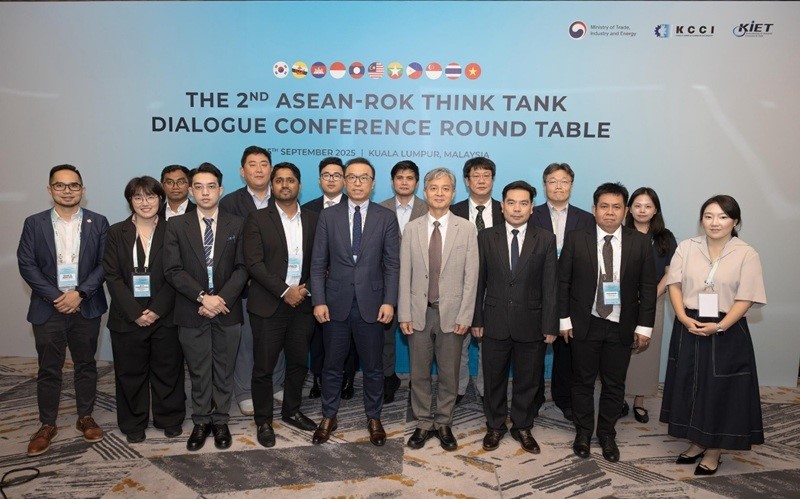 Đại diện VIOIT tham dự Hội nghị thứ 2 Diễn đàn 