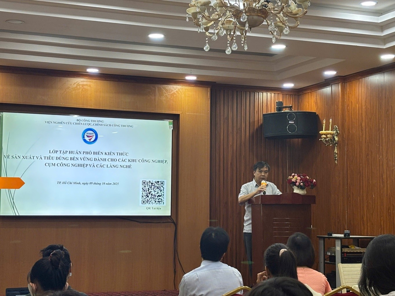 Khai giảng khóa tập huấn phổ biến kiến thức về sản xuất và tiêu dùng bền vững cho các khu công nghiệp, cụm công nghiệp và làng nghề khu vực phía Nam