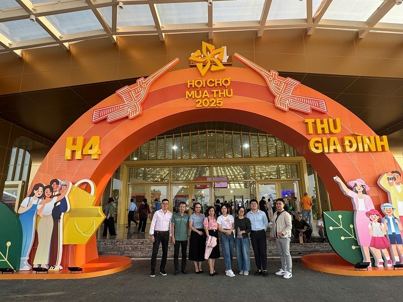 Viện Nghiên cứu Chiến lược, Chính sách Công Thương tham gia Hội chợ Mùa thu 2025 - Đẩy mạnh nghiên cứu chính sách phát triển bán lẻ