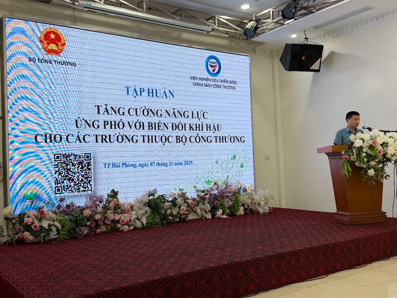 Khai giảng khóa tập huấn tăng cường năng lực ứng phó với biến đổi khí hậu cho các đối tượng ngành Công Thương tại Hải Phòng
