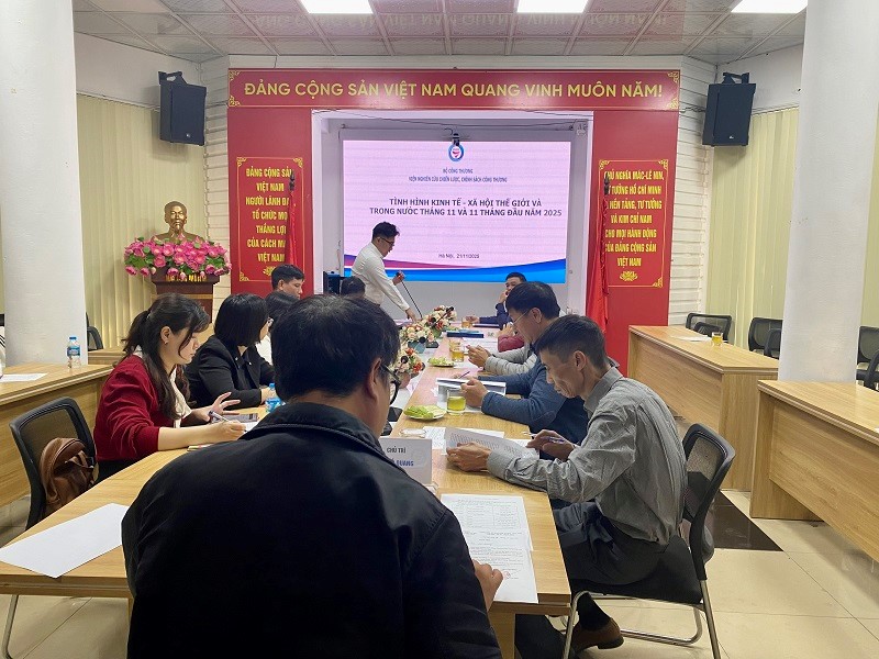 Hội thảo “Tình hình kinh tế - xã hội thế giới và trong nước tác động đến phát triển công nghiệp và thương mại Việt Nam tháng 11 năm 2025”